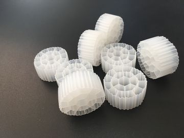 satın al Beyaz Renkli HDPE Filtre Medyası, Plastik Filtre Medyası online manufacture