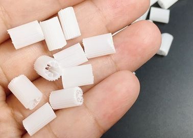 satın al Beyaz Hareketli Yatak Plastik Filtre Medyası 20 Yıllık Hayat Süresi online manufacture
