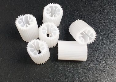 satın al MBBR Bio Media Ağır Boyut 5 * 10mm Beyaz Bakire HIPS Malzeme Plastik Biyo hücre Tedavi için online manufacture