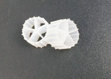 satın al Yüksek Biyolojik Faaliyetli Beyaz Plastik Filtre Medyası HDPE Balık Havuzu için online manufacture