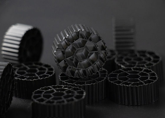 satın al 25mm X 10mm Boyut Plastik Filtre Medya Bakire HDPE Malzemesi MBBR Bio Toplar online manufacture