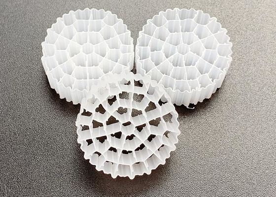 satın al FDA Güvenli A / O Teknolojisi MBBR Plastik Filtre Medyası Beyaz Hdpe Malzemesi online manufacture