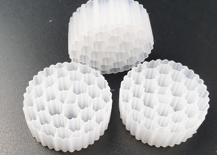 Pe38 25*4mm Hdpe Mbbr Bio Filtre Medyası Güvenli Hareketli Yatak Büyük Yüzey Alanı