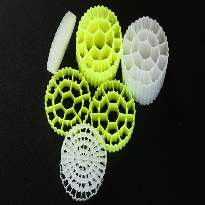 Biyo hücre filtre ortamı hareketli yatak filtre 500 m2/m3 Yüzey alanı bakire HDPE malzemesi ile