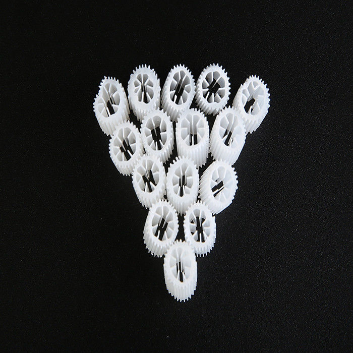 MBBR HIPS Malzemesi Plastik Filtre Medyası 5mm X 10mm Boyutlu Ve Beyaz Renkli