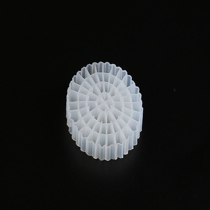 Beyaz Renkli MBBR Bio Media Virgin HDPE Malzemesi Atık Su Arıtma için K5