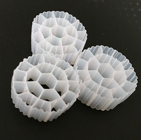 Ak ve Siyah Renkli MBBR Filtre Medyası