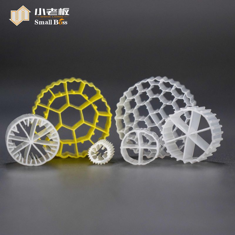 PE38 Hareketli Yatak Biofilm Reaktörü Beyaz Doğal Renk Bakire HDPE Malzemesi Mbbr Taşıyıcı