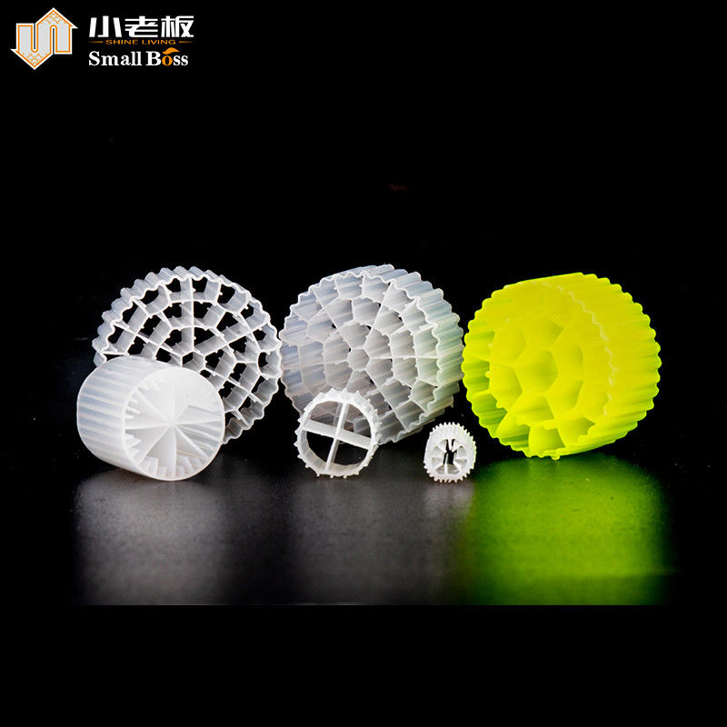 PE38 Hareketli Yatak Biofilm Reaktörü Beyaz Doğal Renk Bakire HDPE Malzemesi Mbbr Taşıyıcı