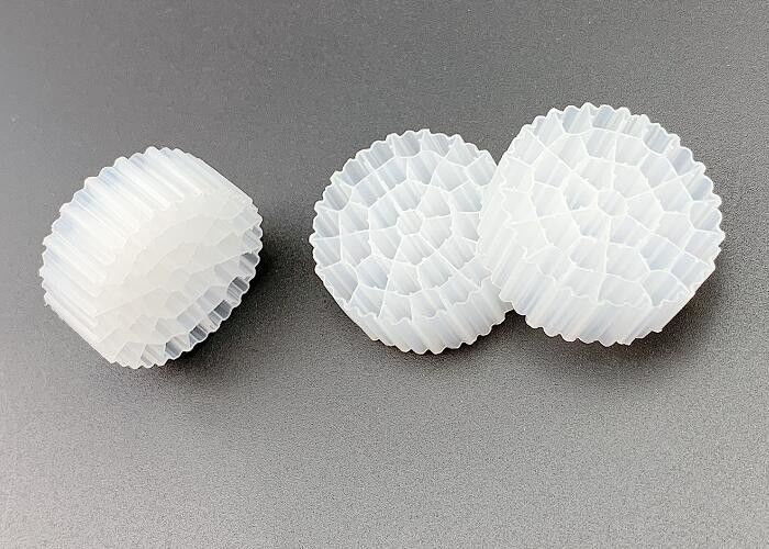 Beyaz Renk 25*10MM PE Mbbr Yüzen Filtre Medyası