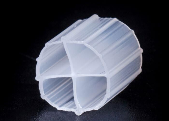 12*9mm MBBR Biyo Filtre Medyası Beyaz Renkli Ve Bakire HDPE Malzemesi Biyo-Bip Biyo-Ballları