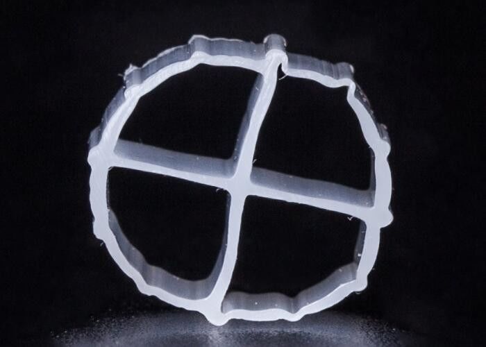 12*9mm MBBR Biyo Filtre Medyası Beyaz Renkli Ve Bakire HDPE Malzemesi Biyo-Bip Biyo-Ballları