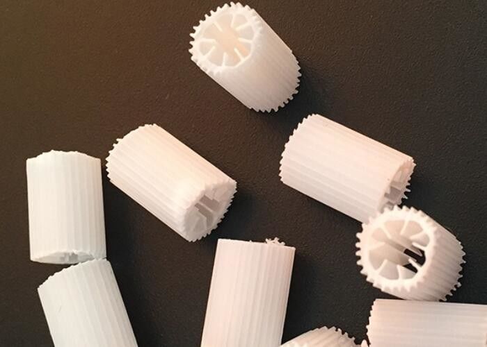 HDPE Güvenli Biyokütle Topları RAS MBBR BIO Filtre Medyası IFAS Teknolojisi 5*10mm