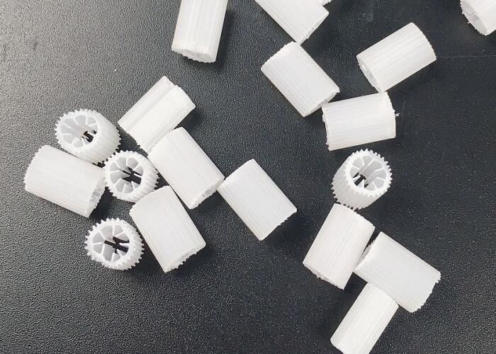Akvaryum Biyo Filtre Medyası Hdpe Güvenli Malzeme Yaşamı Sağlayın 5*10mm