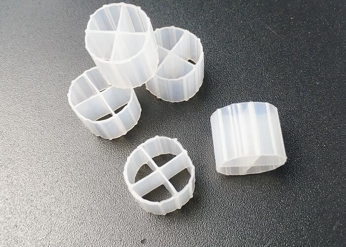 K1 K3 Biofilm BIO Filtre Medyası Paketleme 12*9mm Sbr Süreç Havalandırma Ekipmanı