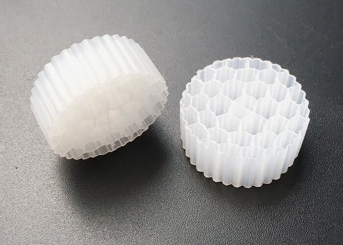Çin biyolojik arıtma atık su ortamı k3 bio büyüme fab ortamı havuz için su filtreleme dolgu ürünleri olarak