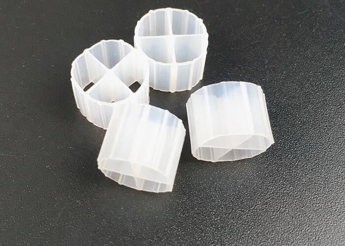Virgin HDPE MBBR Filtre Medyası Akvakültür Biofiltre Ras Balıkçılığı Akvakültür için Süper Dekarbürizasyon