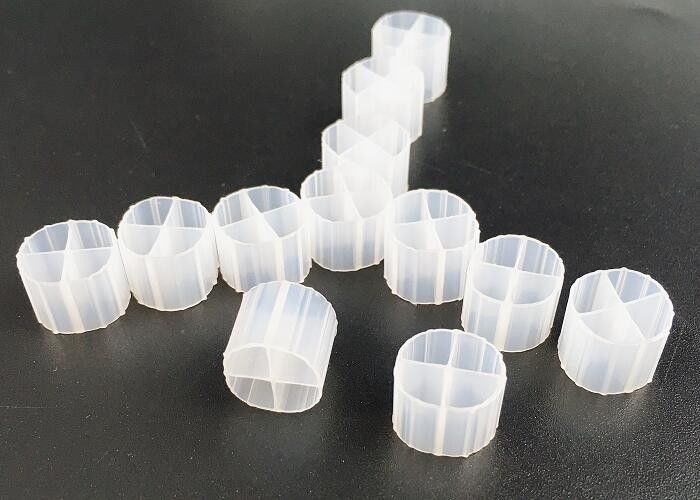 Yüksek verimlilik MBBR Bio Media K1 Mikro Media 12mm X 9mm Beyaz Renk