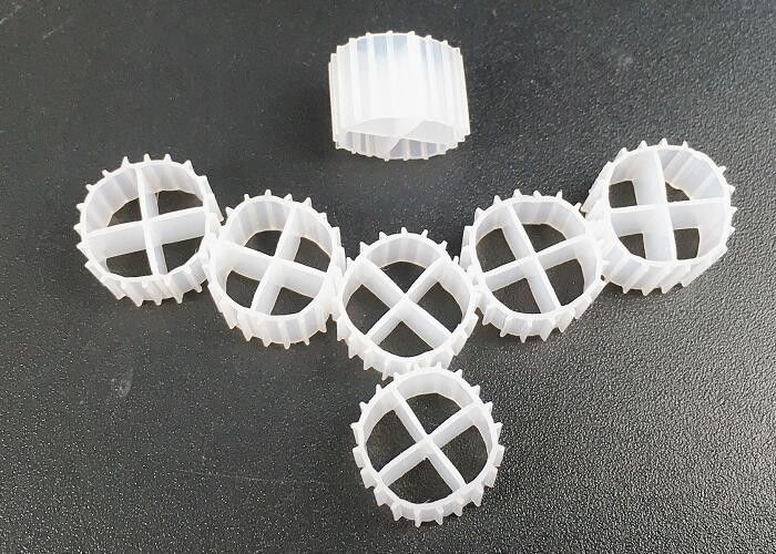 Beyaz Renkli MBBR Medya Biofilm Taşıyıcı Süper Karbürizasyon ve Virgin HDPE malzemesi ile