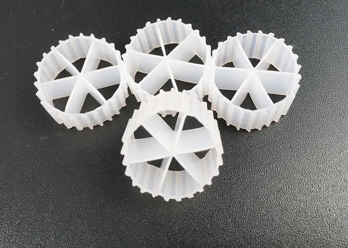 Hidrofilik MBBR Plastik K1 Filtre Medyası Su Arıtımı İçin 6 Delik