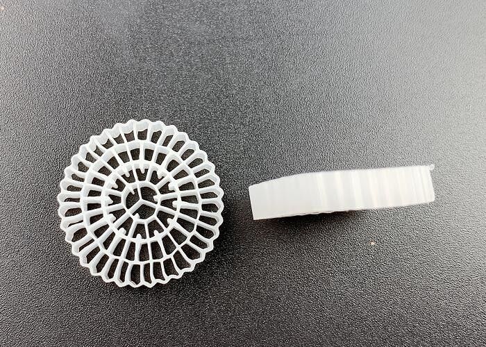 Kaldnes K5 FDA Güvenlik Aktif Biofilm Asılı Hızlı Mbbr Bio Filtre Medyası