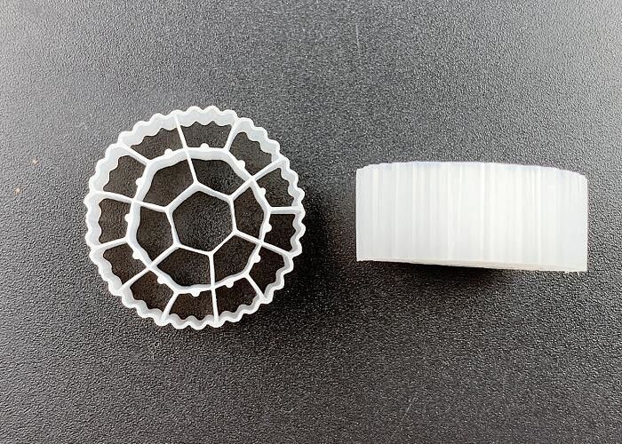 RAS Şok Direnci için Plastik Hdpe MBBR Yüzen Filtre Medyası