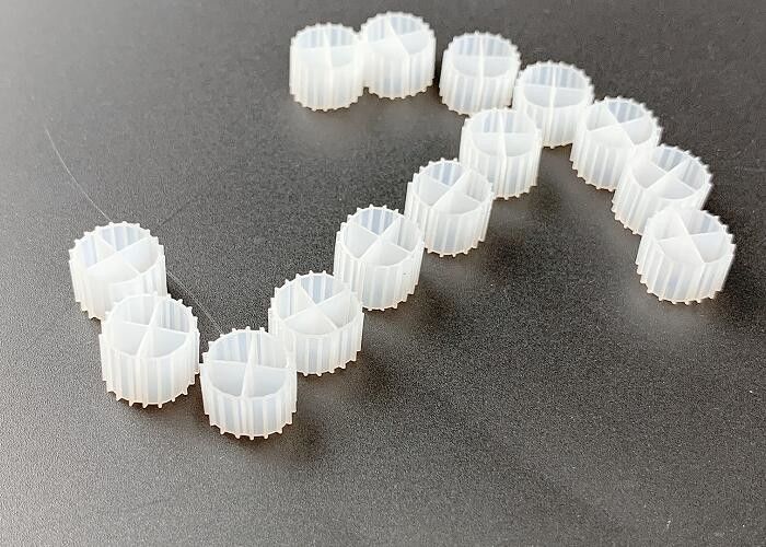 11*7mm MBBR Bio Balls Filtre Medyası Büyük Yüzey Alanı