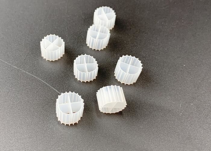 11*7mm MBBR Bio Balls Filtre Medyası Büyük Yüzey Alanı