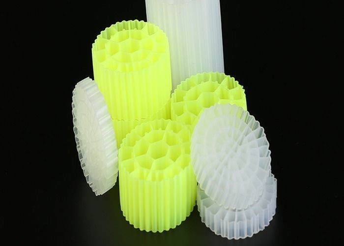 Siyah Renk Plastik Filtre Medyası MBBR Filtre Medyası 25mm X 12mm Boyut Ve Beyaz Renk