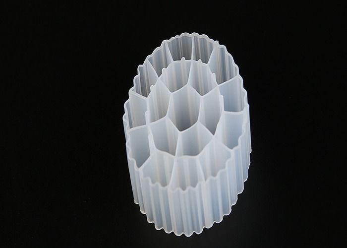 Beyaz Renkli MBBR Filtre Medyası K3 Bio Media Virgin HDPE ile İyi Etkiye Direnci