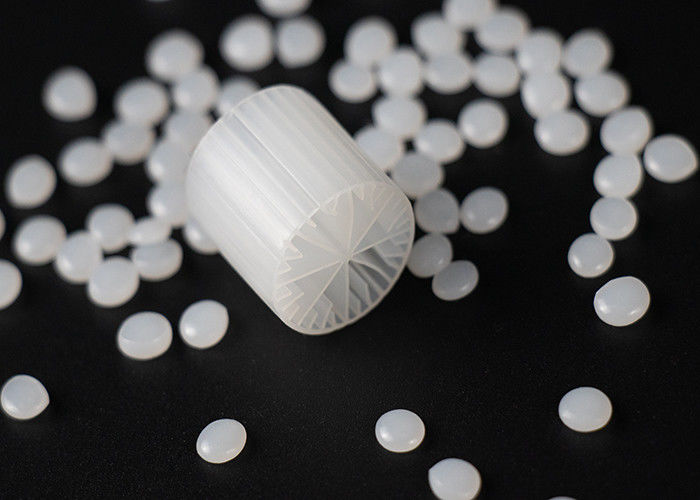 HDPE Biyo hücre Filtresi MBBR Taşıyıcı 900m2/M3 Yüzey Alanı