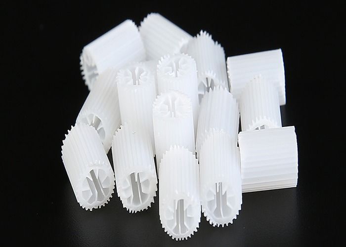 MBBR Bio Media Ağır Boyut 5 * 10mm Virgin HIPS Malzeme Plastik MBBR Filtre Medyası