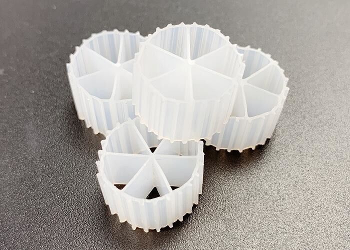 MBBR Karıştırma Hareketli Yatak Bifilm Reaktör HDPE Malzeme MBBR K1 Filtre Medyası FDA Safty