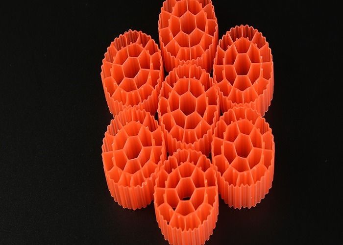 HDPE Malzemesi K1 Filtre Medyası 25*10mm Boyut ve Beyaz Rengi Atık Suyu Arıtmak İçin