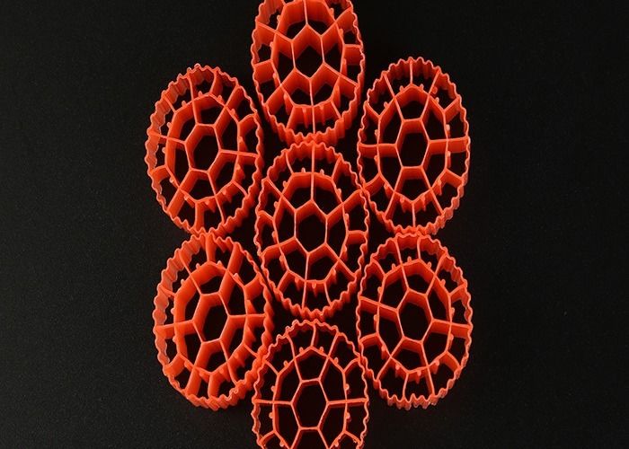 HDPE Malzemesi K1 Filtre Medyası 25*10mm Boyut ve Beyaz Rengi Atık Suyu Arıtmak İçin