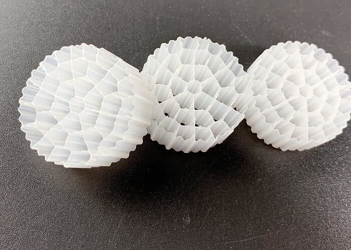 Hareketli Yatak Biofilm Reaktörü Yüzen Kuyu Kaldnes Filtre Medyası 37 Oda 800m2/M3