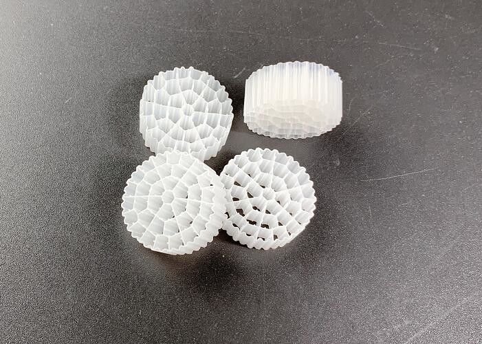 K3 Hareketli Yatak Biofilm Reaktörü MBBR Yüzen Filtre Medyası Karides Plastik Taşıyıcılar